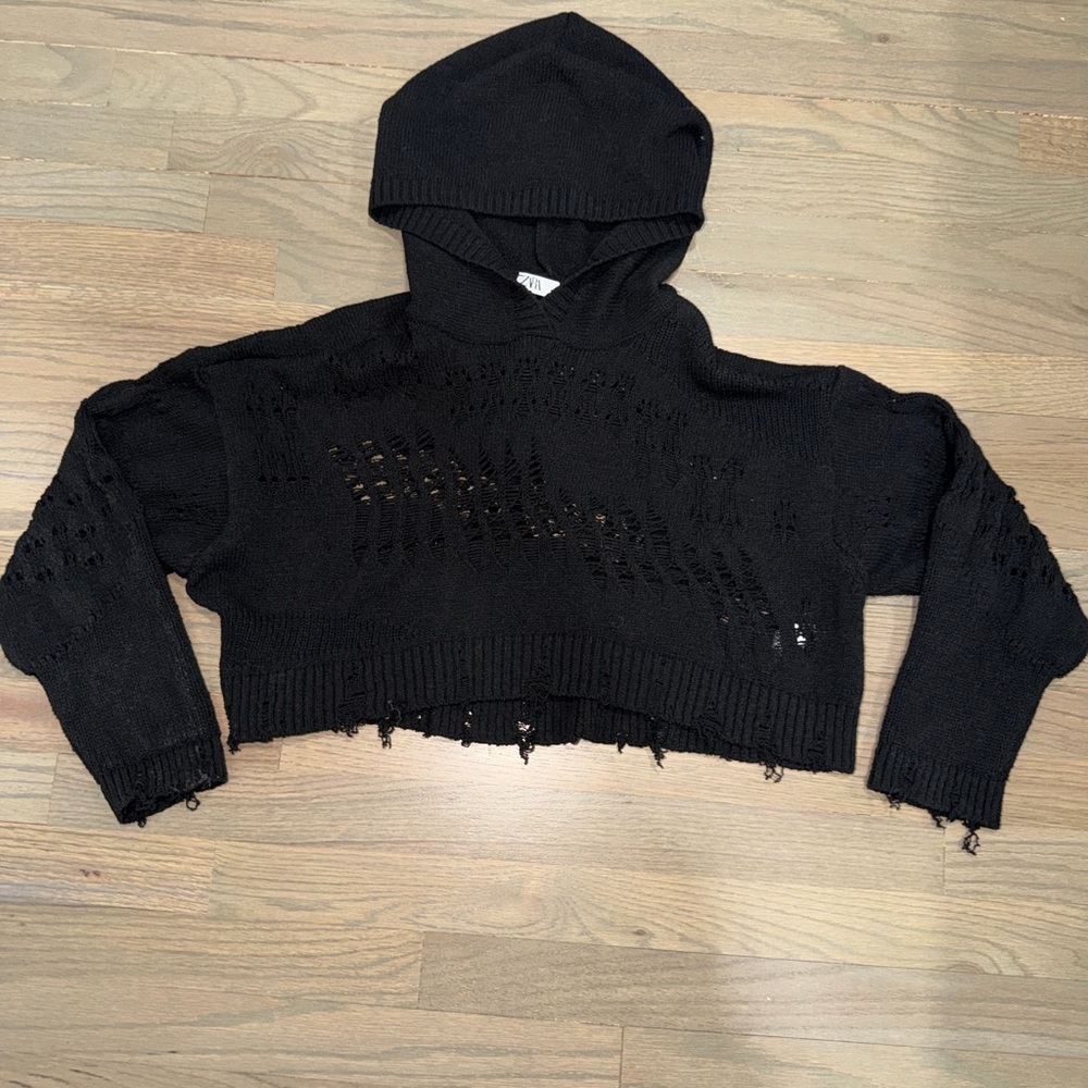Zara Black Distressed Knit Cropped Hoodie